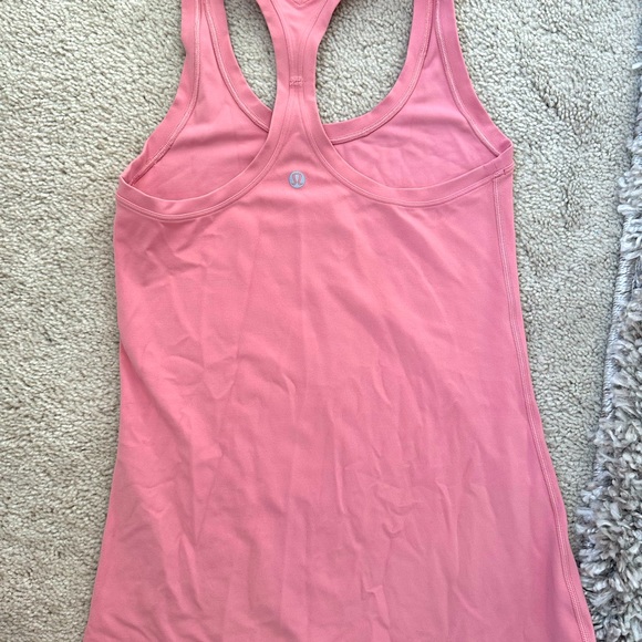 Lululemon - Picture 2 of 2